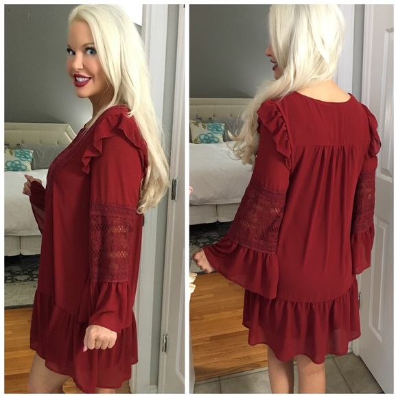 ❤️ARRIVED Amazing Drop Waist Ruffle/Crochet Dress - Picture 3 of 6